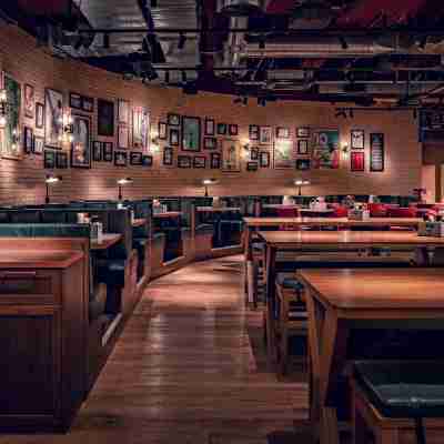 Frankfurt Marriott Hotel Dining/Meeting Rooms