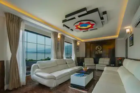 Hotel Sarowar Pokhara-Luxury Hospitality in the Heart of Pokhara