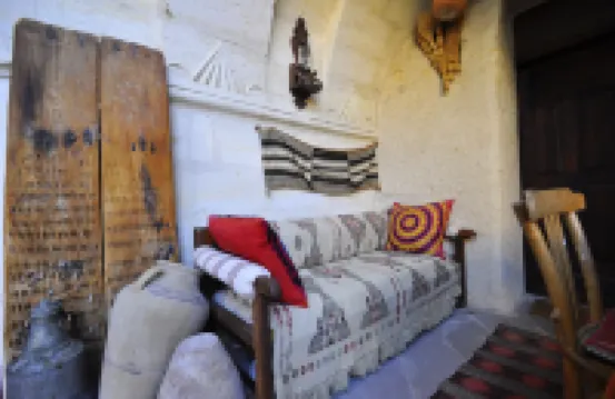 吉斯米特洞穴旅館