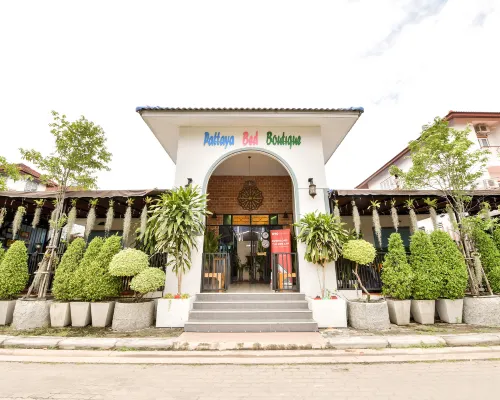 Pattaya Bed Boutique Hotels near Wat Sutthawat