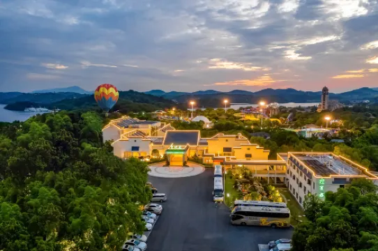 Tianmu Lake Bamboo Garden hotel