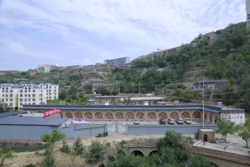 Jiaxian Hongyi Kiln Cave Hotel Hotels in Jia County
