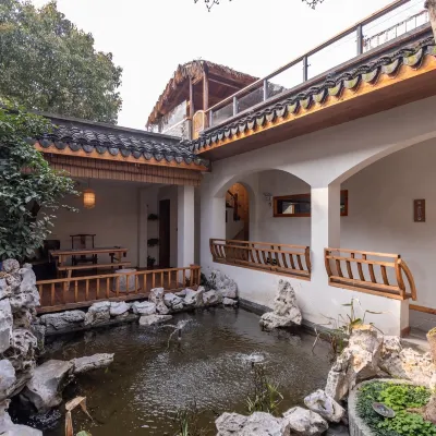 Yunlu Atrium Xixiangli Homestay (Kunshan Jinxi Branch) Hotels near Jinxi Town