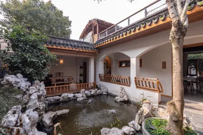 Yunlu Atrium Xixiangli Homestay (Kunshan Jinxi Branch) Hotel in zona Gudaochi