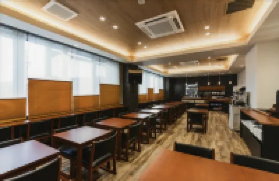 高山站前吳竹莊酒店