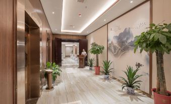 Zhuzhou Hujing Hotel