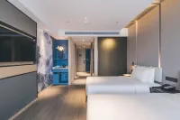 Atour Hotel (Jiangyin Binjiang Middle Road Sports Center) Hotel di Wuxi