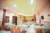 Grace Inn (Tengzhou Railway Station RT-Mart) - فطور