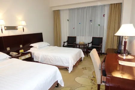 General Fenghua (Xiamen) Resort Center Отели рядом с достопримечательностью «Huaqiao University»