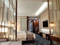广州鸿洲世纪酒店 - 豪华双床房