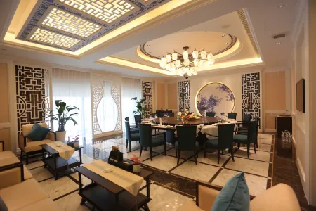 Serene Horizon Hotel Отели рядом со станцией Chengyang Railway Station