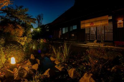 庭 和モダンな温泉旅館 湯布院らんぷの宿の写真