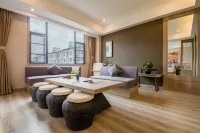 Manya Hotel