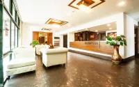 B2 Bangkok Srinakharin Boutique & Budget Hotel