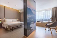 Atour Hotel (Huangshan Ancient Street, Xin'an Riverside) Hotels in Huangshan