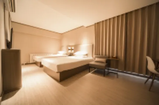 HanTing Hotel (Shenyang North Railway Station) Hotels in Shenyang