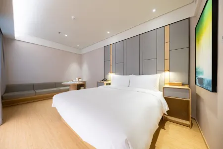 JI Hotel (Shanghai Jiangwan Town Subway Station) Отели рядом с достопримечательностью «Shanghai Second Polytechnic University Baoshan Campus»