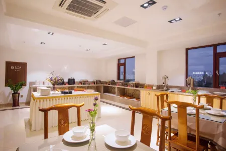 Mount Huangshan Ruihao International Hotel Отели рядом с достопримечательностью «Huizhou Cultural Park · Huashang Villa - Swimming Pool»