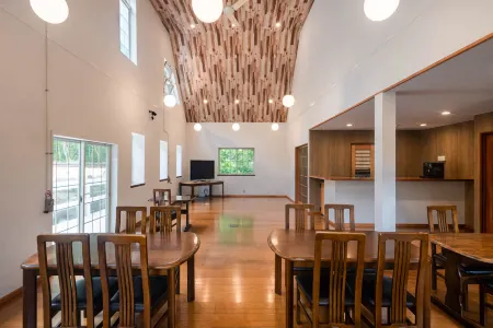 Fujiyama Inn Conifer Отели в г. Фудзиёсида