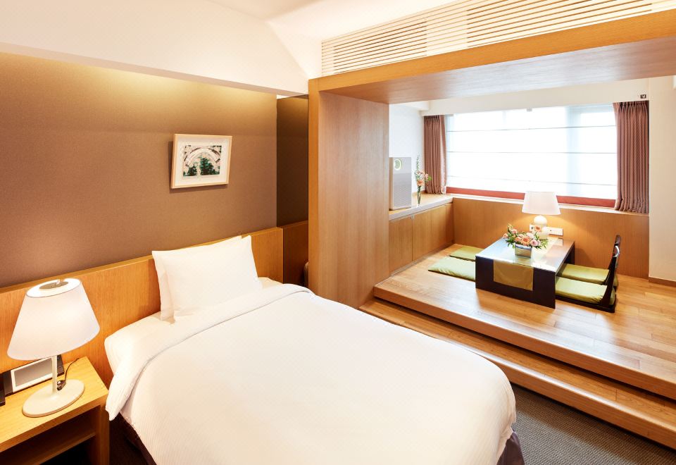 호텔피제이 로비