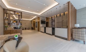 Homeinn Plus Hotel (Kunming Dashanghui )