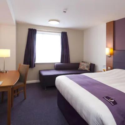 Britannia Inn Glasgow Hotels near St. Enoch Center