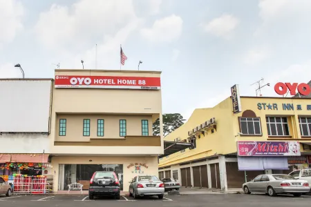 Hotel Home 88 Отели в г. Hilir Perak