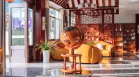 Floral Hotel · Auspicious Day Guesthouse