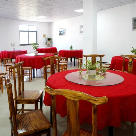 Jixi Zhusan Chinese Inn