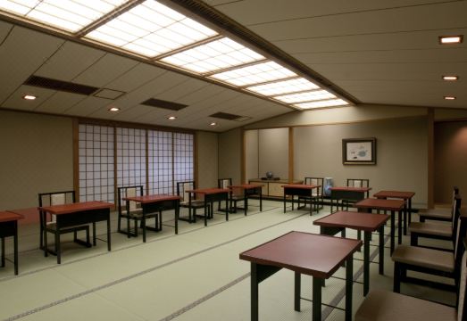 기누가와 온센 호텔의 대형 온천 시설