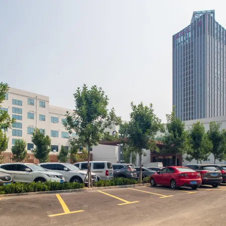 Zibo Tangzhuang Hotel (Zhongrun Avenue)