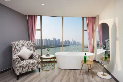 Siman Light Luxury Hotel Changsha Wuyi Square Hotels near Deyacun (Zuojiatang Branch)