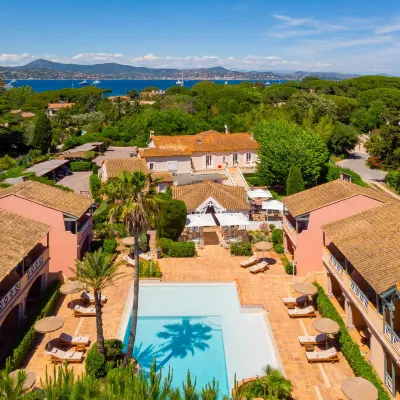 Domaine de l'Astragale Hotels near Old Town