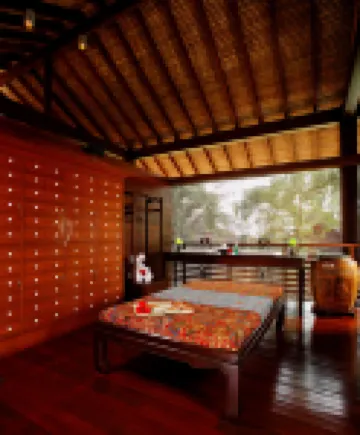 Outrigger Phi Phi Island Resort