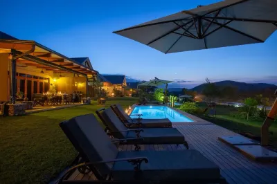 Kambaku River Lodge Hotels in 