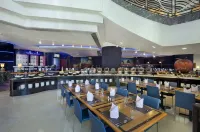 Harbour Plaza Resort City
