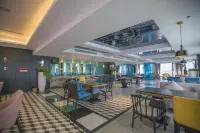 Yunman Life Hotel Hotels in Xuyong