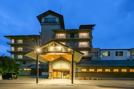 Kurobe View Hotel Отели рядом с достопримечательностью «HAKUBA VALLEY 爺ガ岳スキー場»