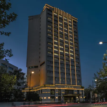 Xinghua Hotel Отели рядом с достопримечательностью «Шанхайская библиотека»