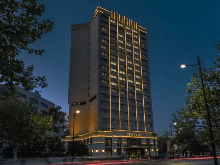 Xinghua Hotel Отели рядом с достопримечательностью «Former Residence of Chen Lifu»