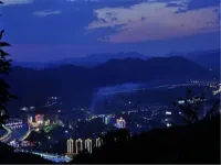 Yuxi Mengzhijia Theme Hotel