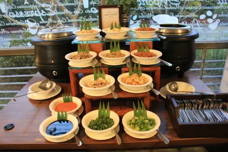 호리손 포비스 찔레곤