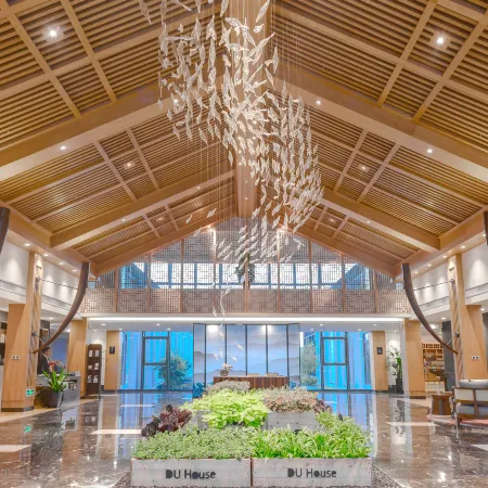 Ruyi Xiangye Hot Spring Hotel