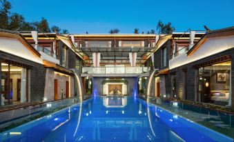 NARKA Hot Springs Resort Hotel