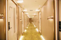 Kono Future Hotel ( Urumqi High Speed ​​Railway Station) - 2-نجوم