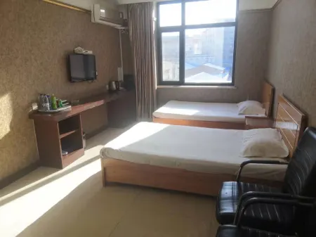 Wafangdian Tianfeng Hotel Отели рядом с достопримечательностью «Hengshan Ancient College»