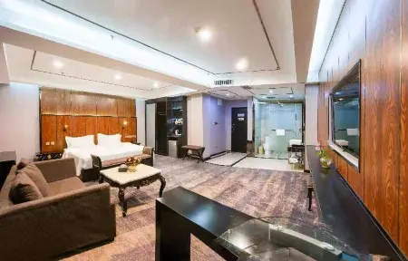 Hotels in Yiningbaiman
