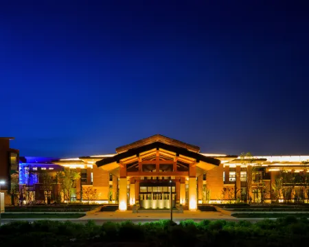 Ruige Hot Spring Hotel Hotels in Gu'an