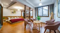 Floral Hotel · Feng Ting Ju Anji Hotels in Anji