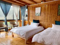 Elf Riverside Guesthouse